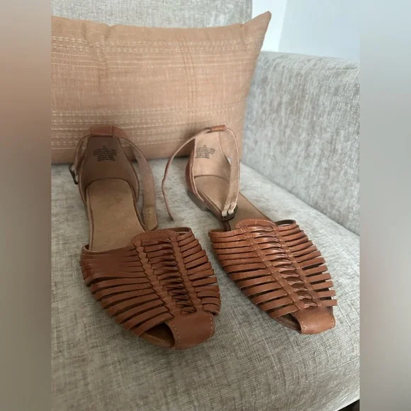 Seychelles Bits N’ Pieces Woven Flats in Honey sz 10 - Picture 3 of 9